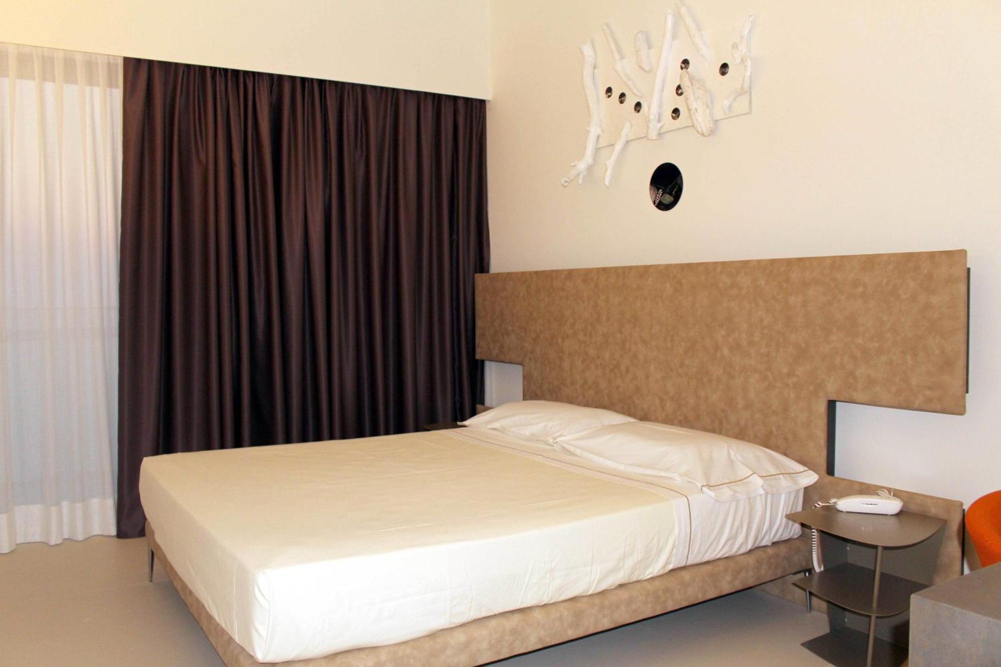 Hotel Cristallo Senigallia Cameră foto
